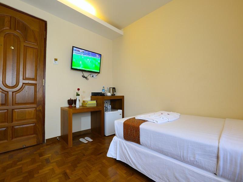 Queen'S Park Hotel Yangon Exterior foto